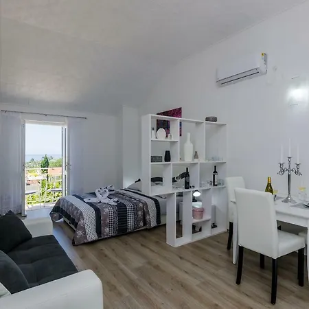 New Charming Studio With Sea View Near Dubrovnik Апартаменты