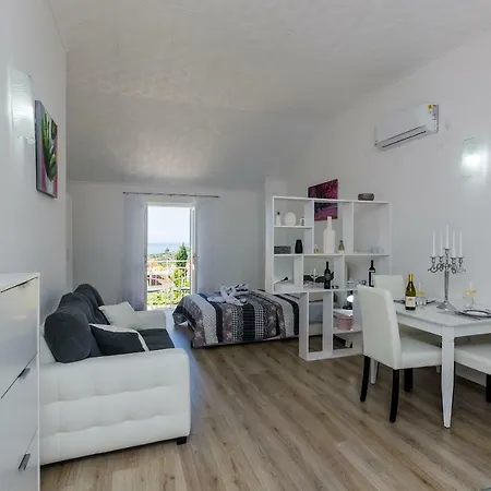 New Charming Studio With Sea View Near Dubrovnik Млини