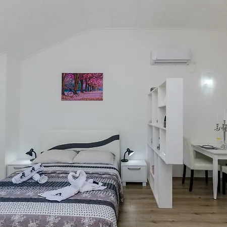 Апартаменты New Charming Studio With Sea View Near Dubrovnik *